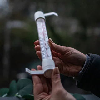 Termometr zewnętrzny biały (-50°C do +50°C) 18cm – zdjęcie 5
