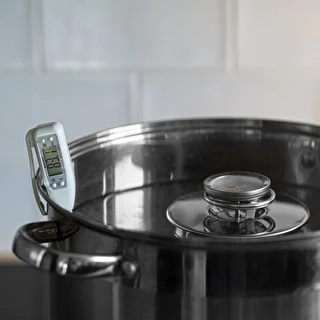 Elektroniczny termometr kuchenny (-50°C do +300°C) z etui, biały – zdjęcie 3