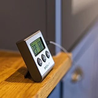 Elektroniczny termometr kuchenny z sondą (0°C do 250°C) – zdjęcie 13