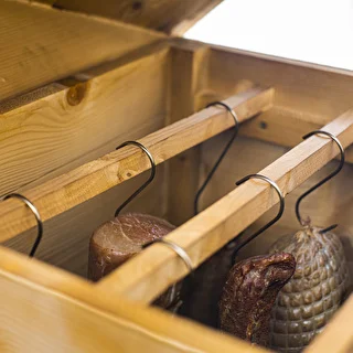 Wędzarnia drewniana 100 cm, z paleniskiem – zdjęcie 11