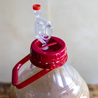 Balon do wina lekki, nietłukący, z uchwytem, 15 L – zdjęcie 14