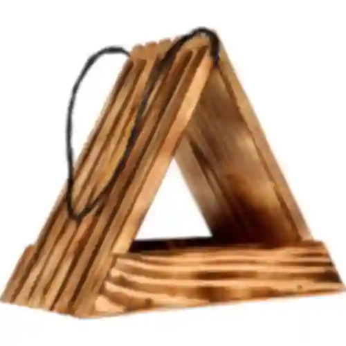 Drewniany karmnik dla ptaków - trójkątny