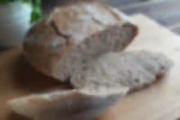 Chleb pszenny z dodatkiem mąki razowej