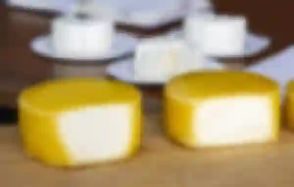 Domowy ser żółty typu Gouda