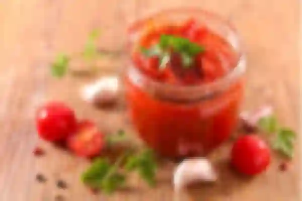Sos pomidorowy do słoików